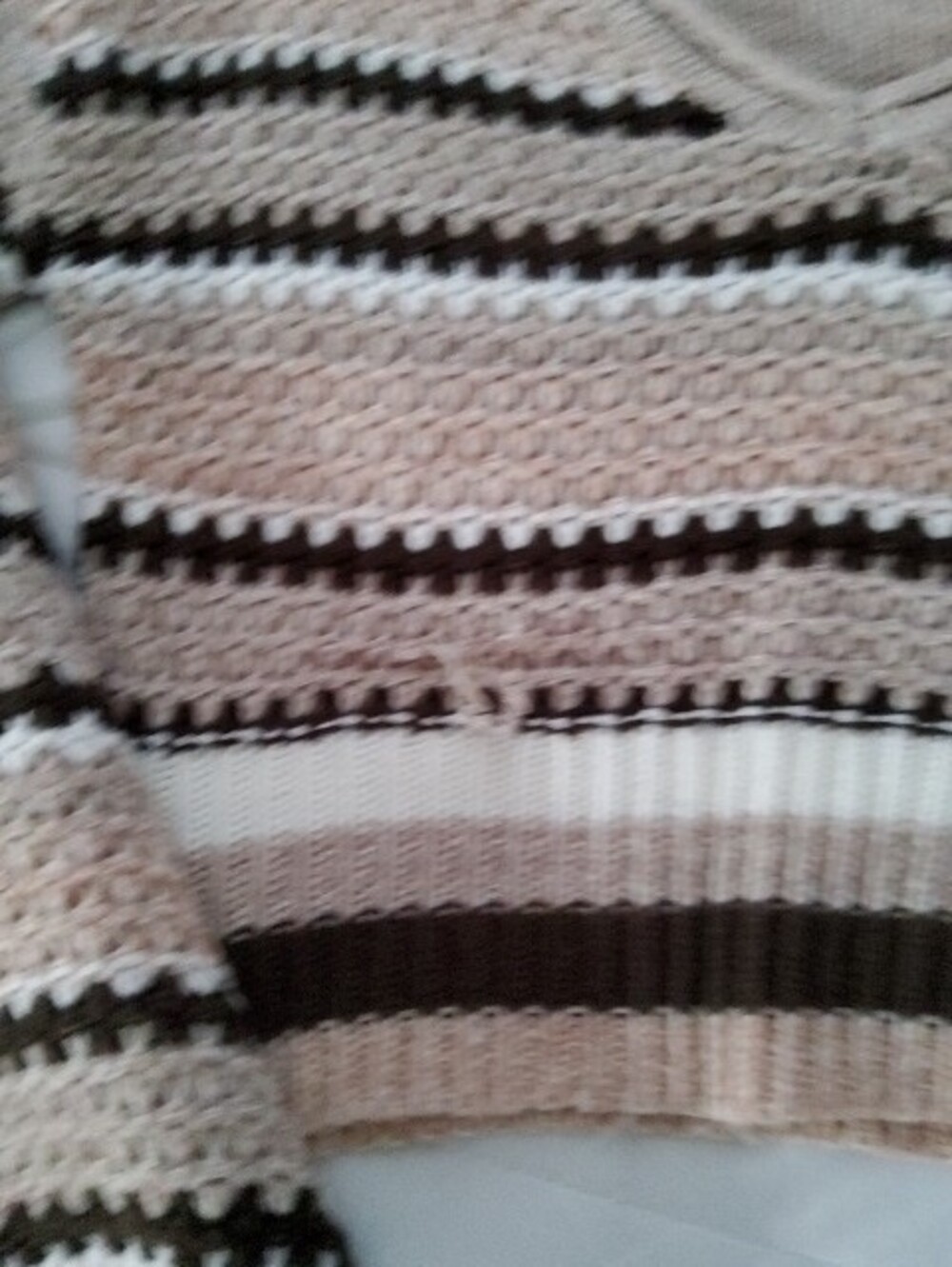 Rue21 Beige Knit V-Neck Sweater - Picture 5 of 6